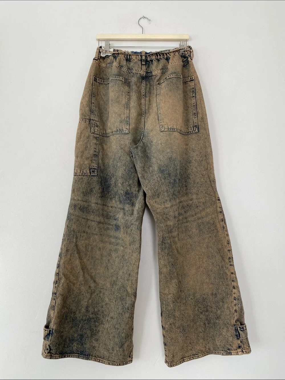 NEW We The Free People Crvy Outlaw Mid-Rise Wide Leg Jeans XL Tan Blue Boho Chic